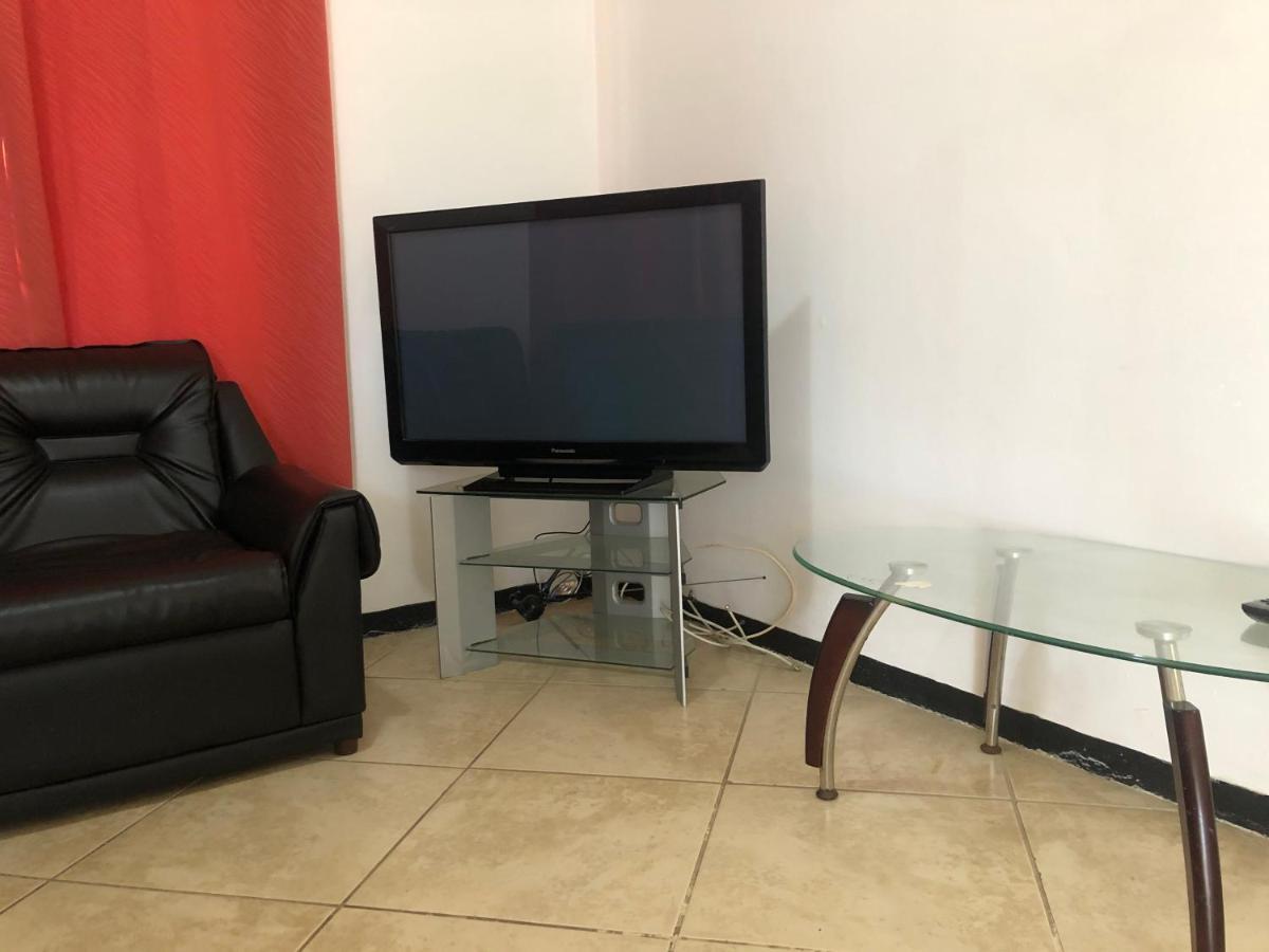 Hotel Bar Restaurant Emergency 911 Sto Lk Group Paramaribo Bagian luar foto